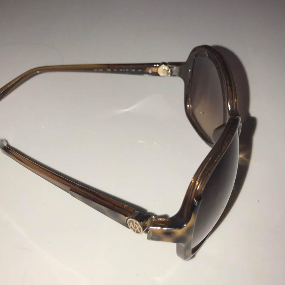 - - | Armani Exchange A|X Brown Butterfly Sung…
